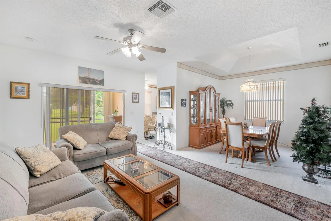 Photo of 10827 Madison Drive