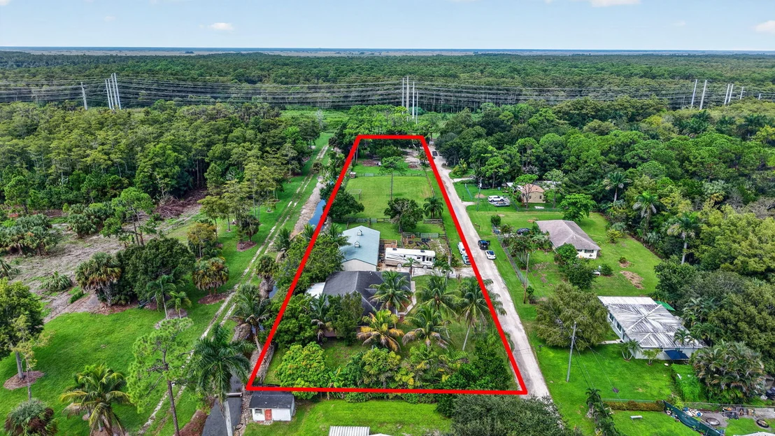Photo of 10920 Barn Road