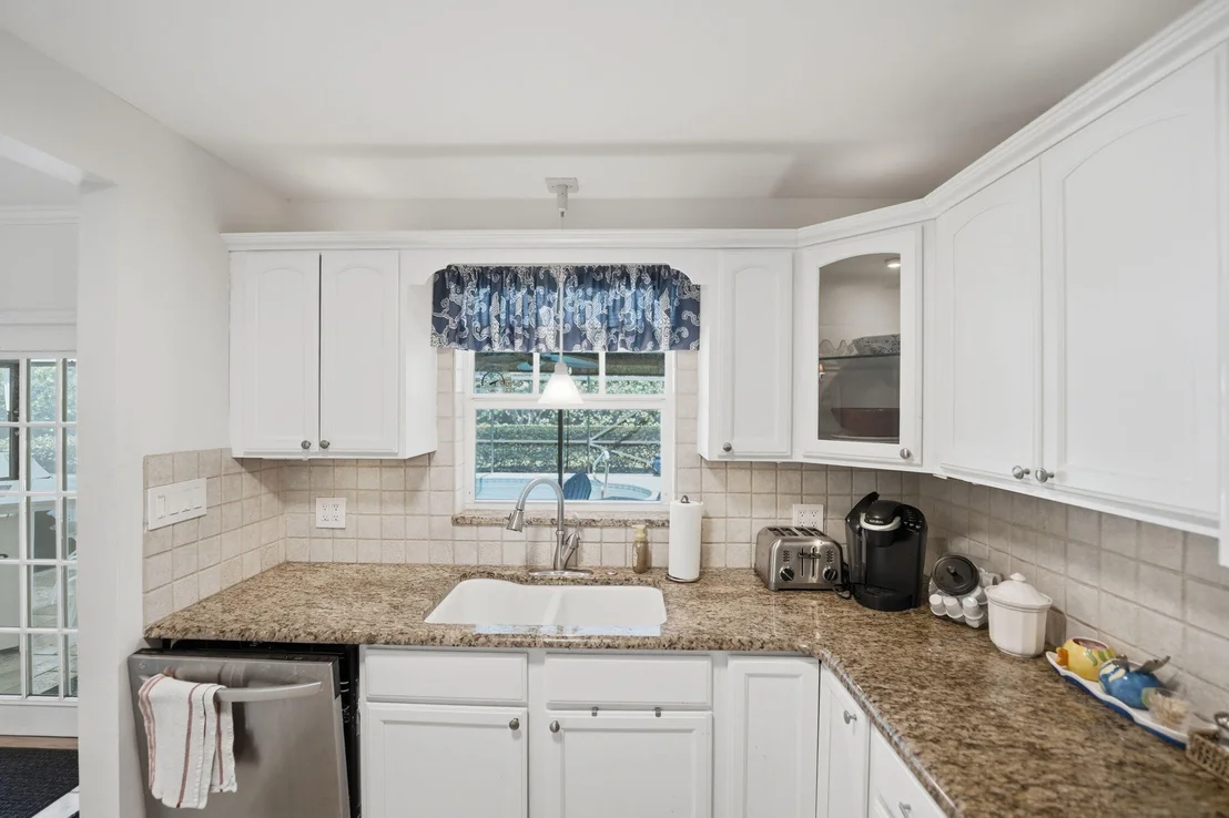 Photo of 1252 SE Madison Avenue
