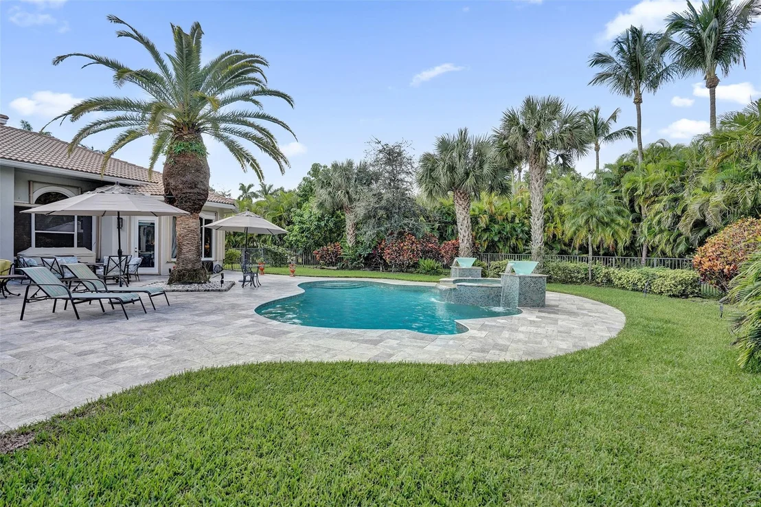 Photo of 6454 NW 93rd Drive