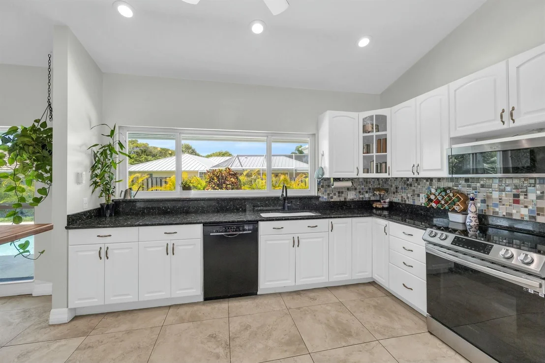 Photo of 11 Hemlock Lane