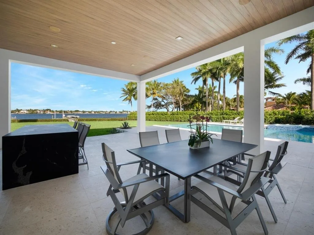 Photo of 5695 Pennock Point Road