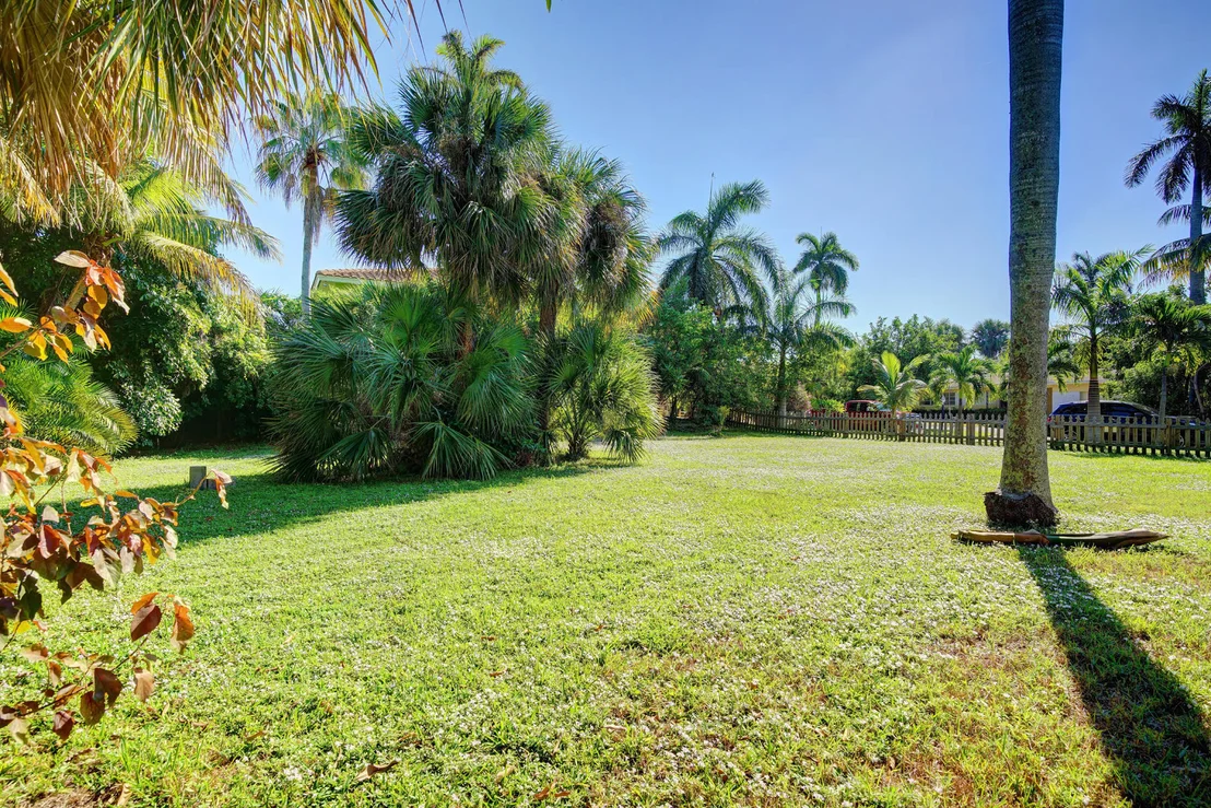 Photo of 631 Lakeside Harbour