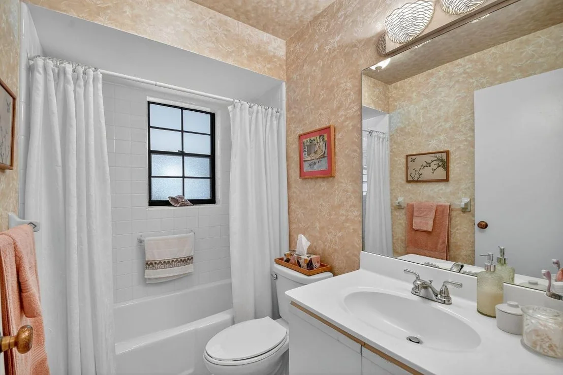 Photo of 612 Cypress Key Drive