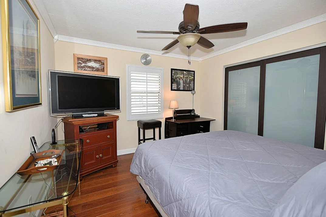 Photo of 609 Oak Terrace