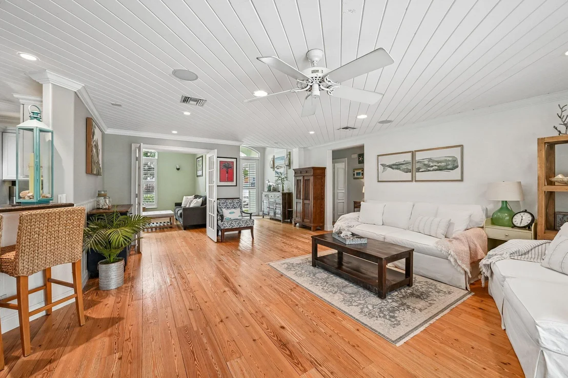 Photo of 4911 NE 25TH Avenue