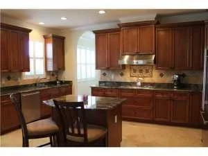 Photo of 1124 Lakeshore Drive