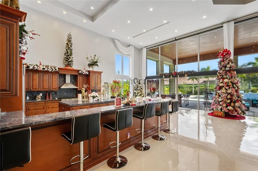 Photo of 6306 NW 66th Way