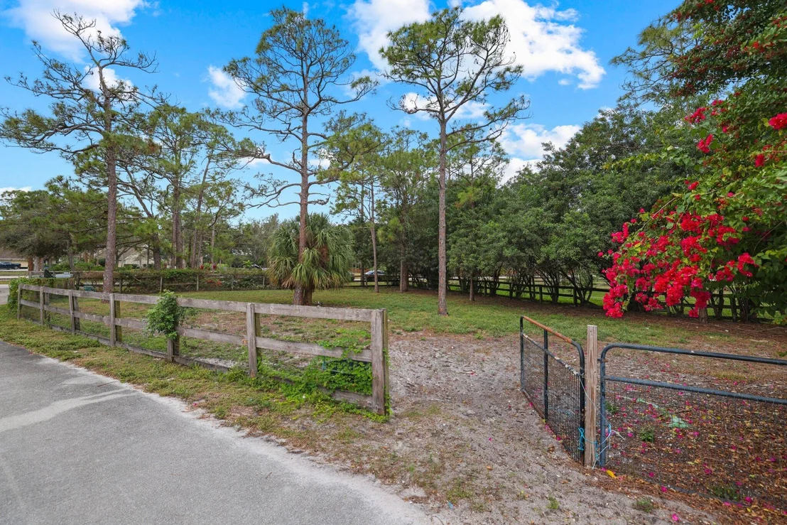 Photo of 5446 Duckweed Road