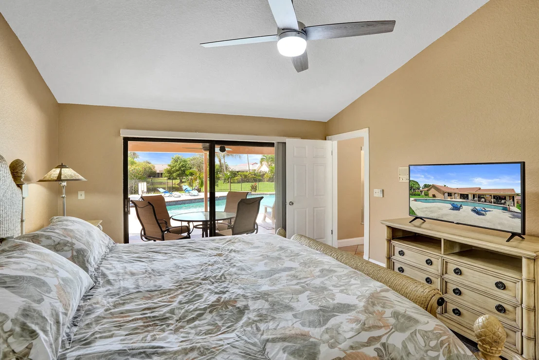 Photo of 9255 Sun Pointe Drive