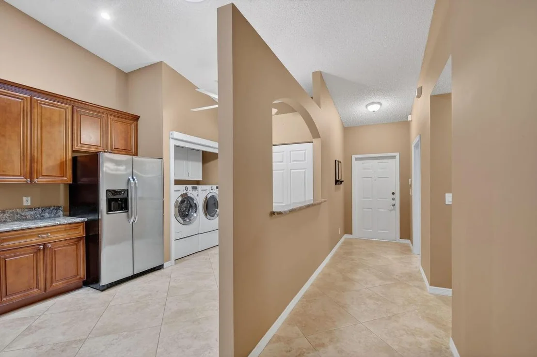 Photo of 8492 Logia Circle