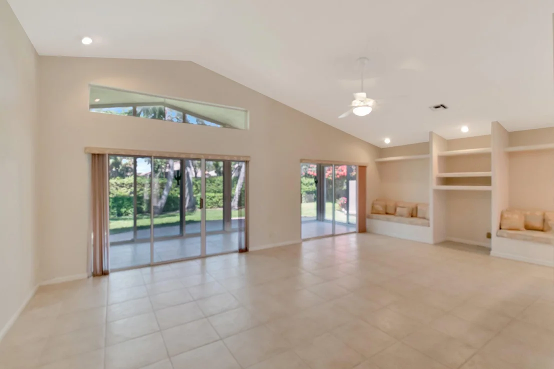 Photo of 6631 Sherbrook Drive