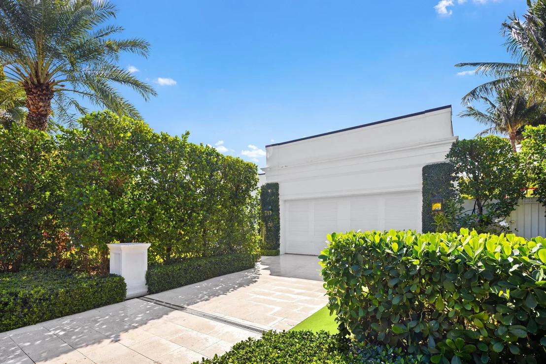 Photo of 208 Sandpiper Drive