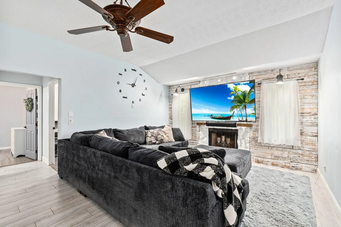 Photo of 6101 Buchanan Drive
