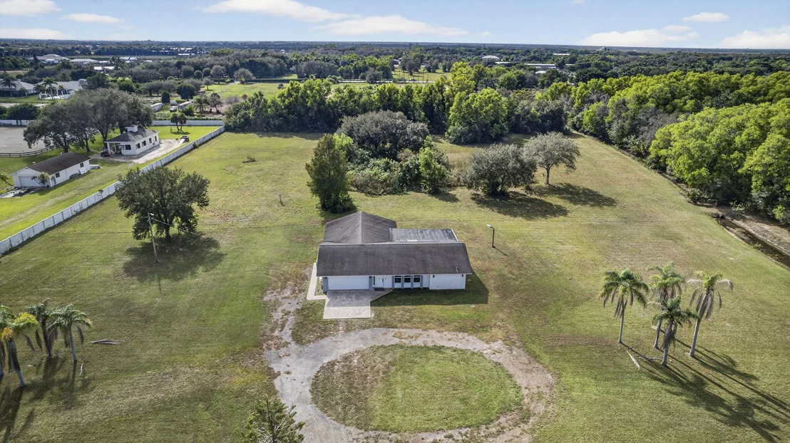 Photo of 16490 Rustic Road