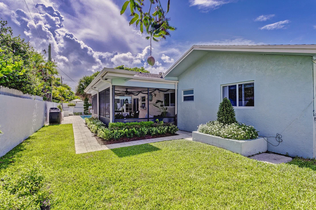 Photo of 430 Mars Way