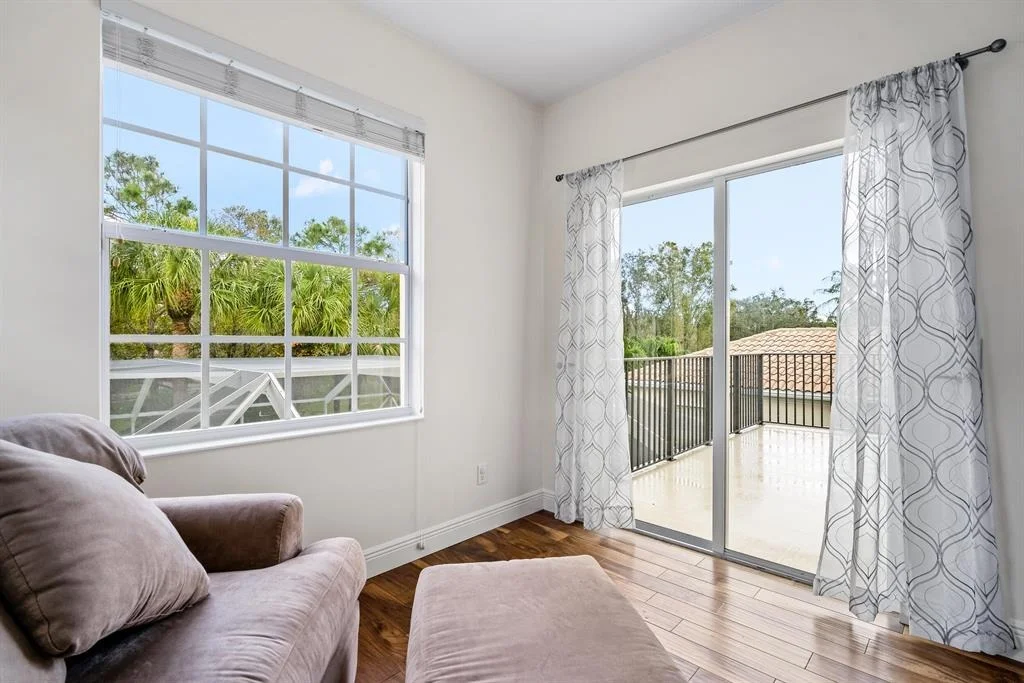 Photo of 4011 Community Drive