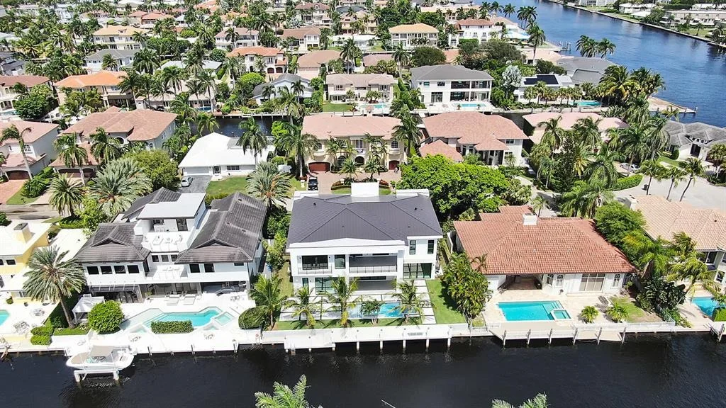 Photo of 960 Banyan Drive