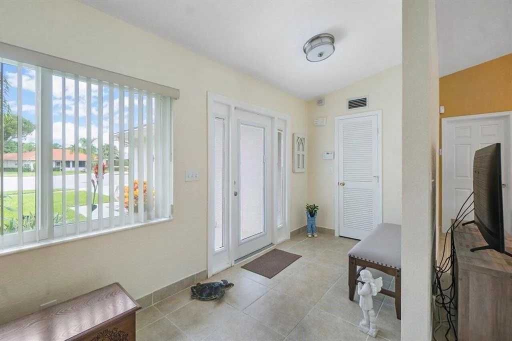 Photo of 10596 Pineada Circle