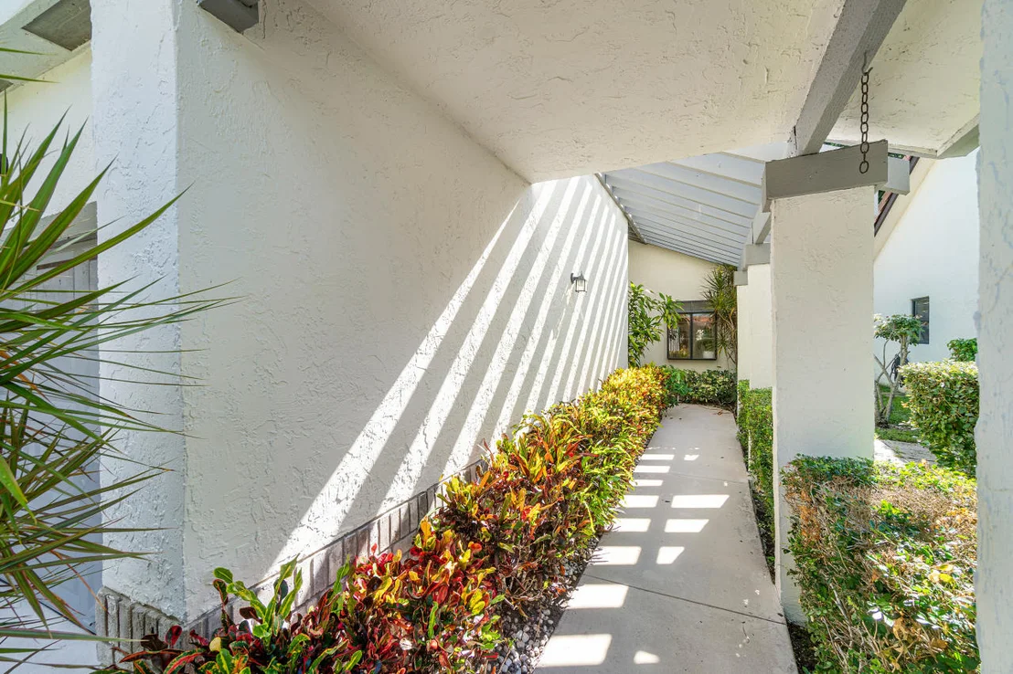 Photo of 4856 Boxwood Circle