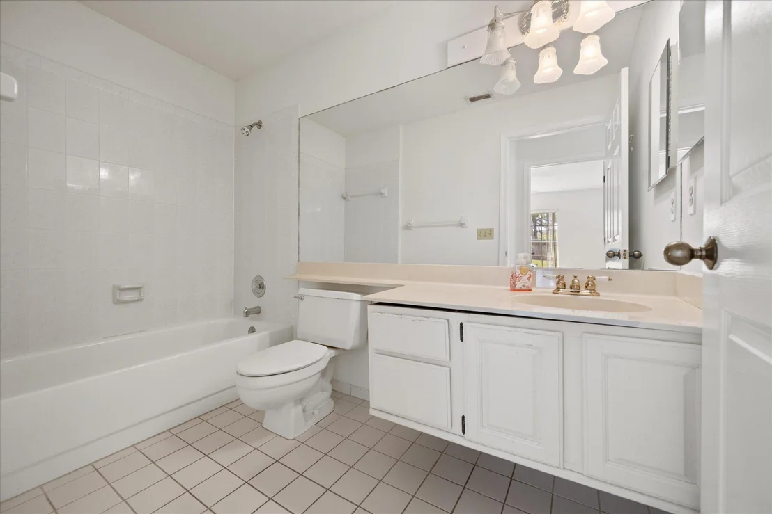 Photo of 112 Palomino Drive