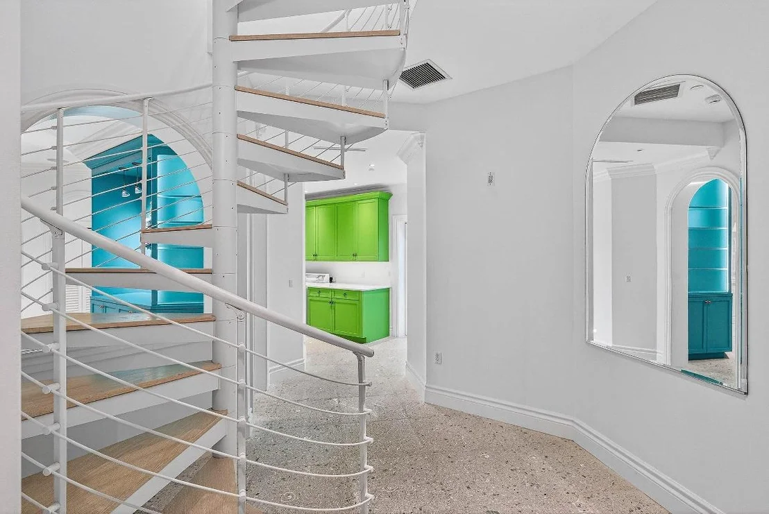 Photo of 720 N Ocean Boulevard