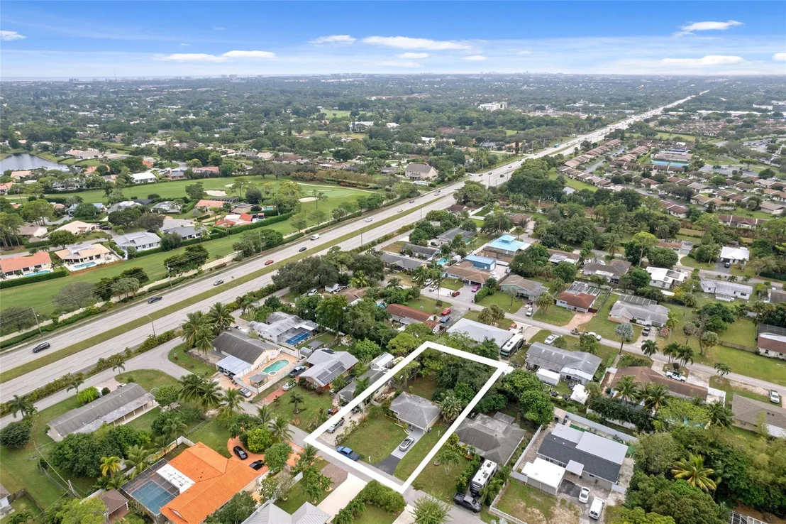 Photo of 5068 Buchanan