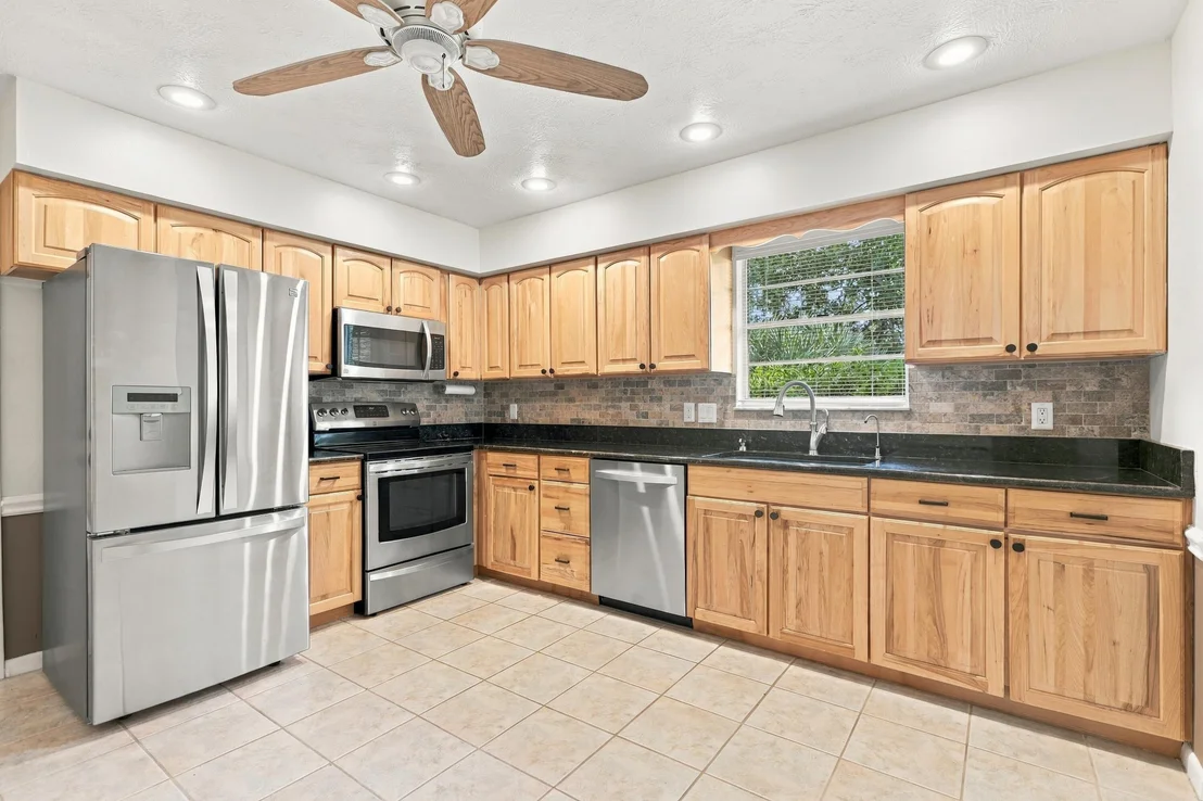 Photo of 5503 BIRCH Drive