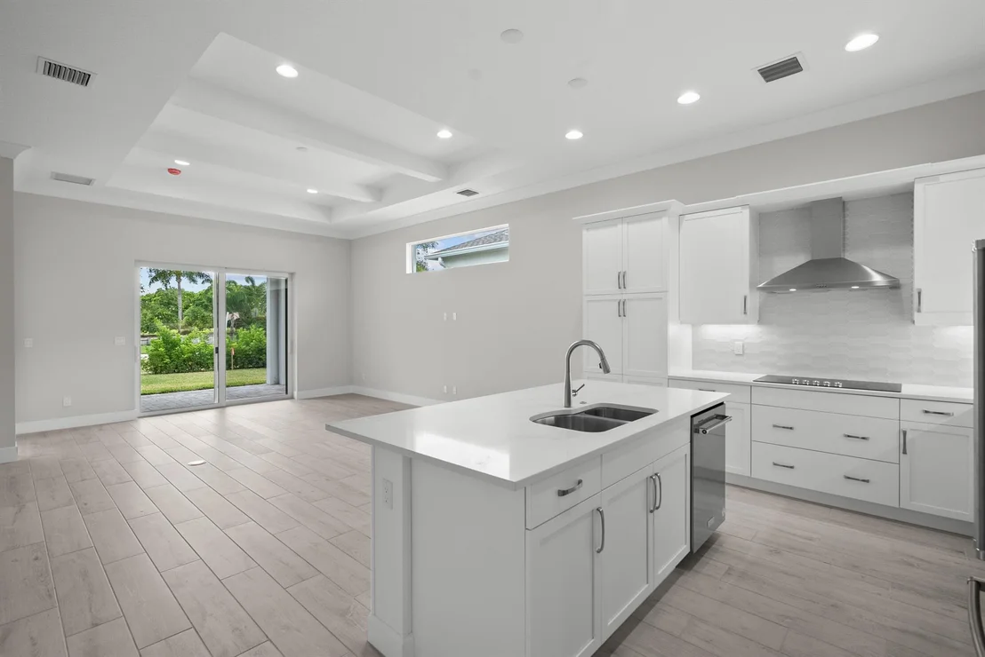 Photo of 2187 Falls Manor