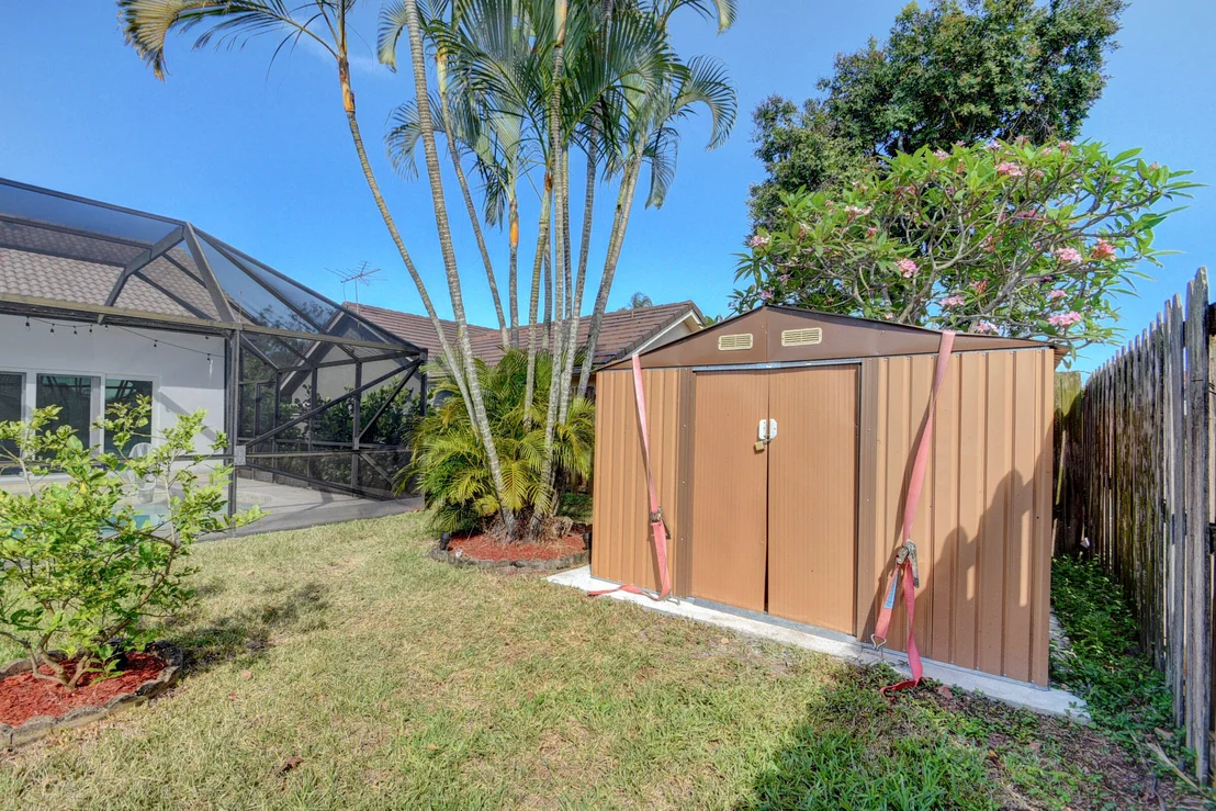 Photo of 9415 Nursery Lane