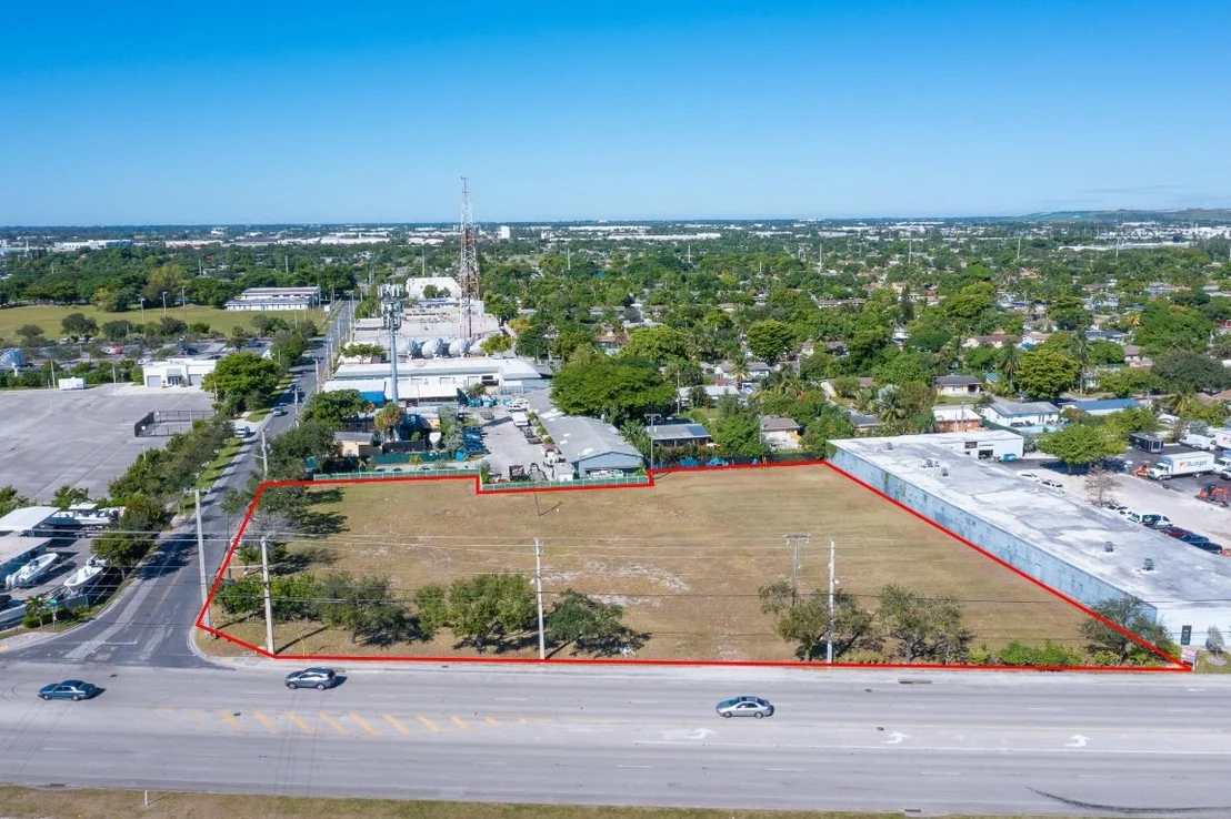 Photo of 1621 N Dixie Highway