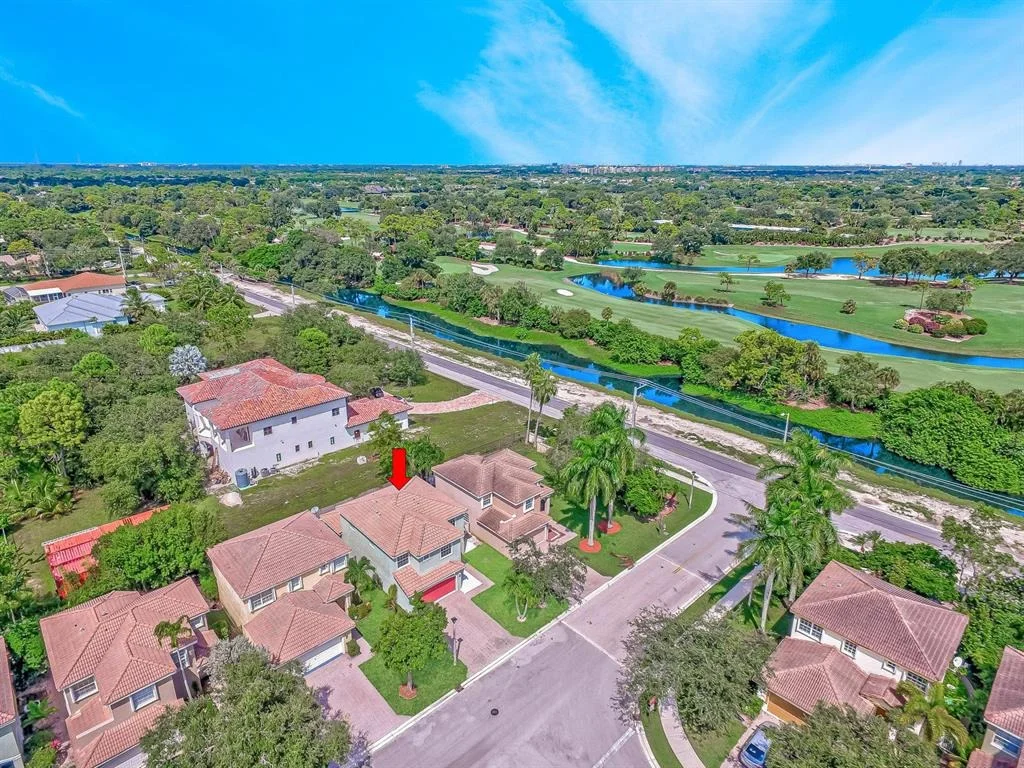 Photo of 3909 Crescent Creek Drive