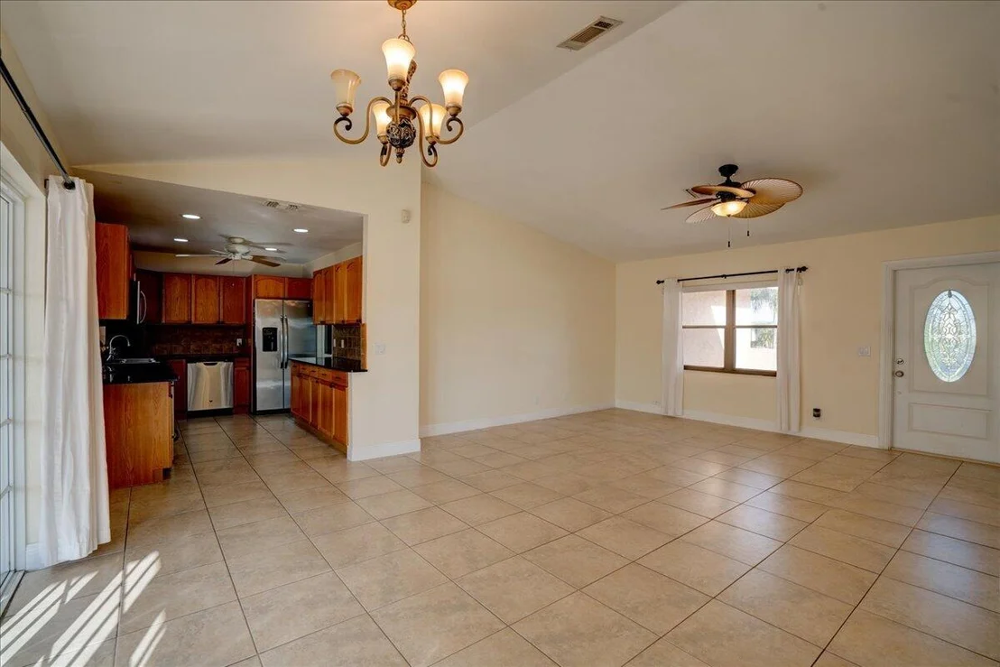 Photo of 4388 Mediterranean Road