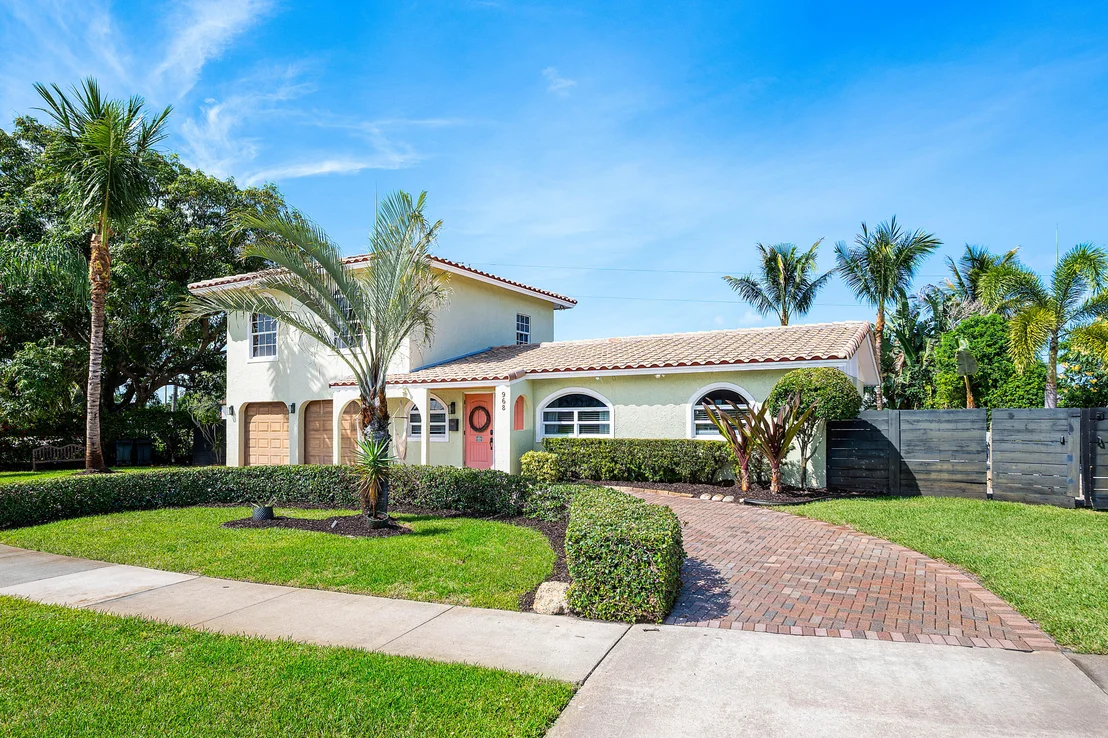 Photo of 968 Laurel Road