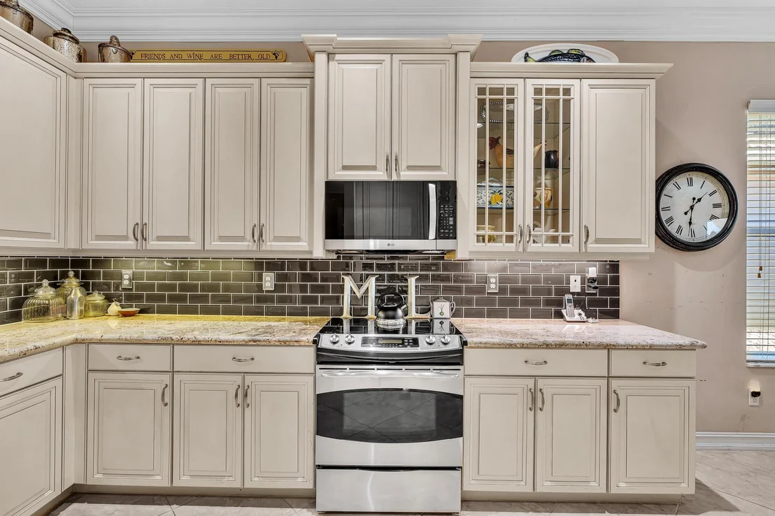 Photo of 9062 Meridian View Isle