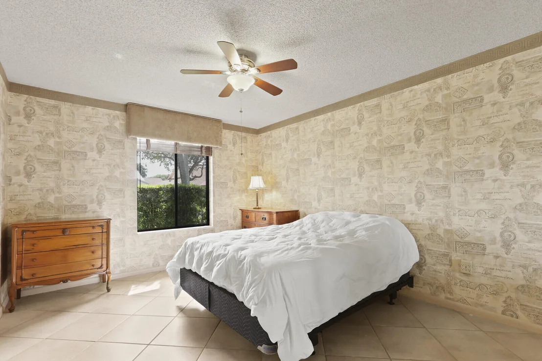 Photo of 232 E River Park Drive