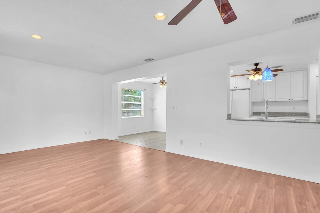 Photo of 7116 Pine Bluff Drive