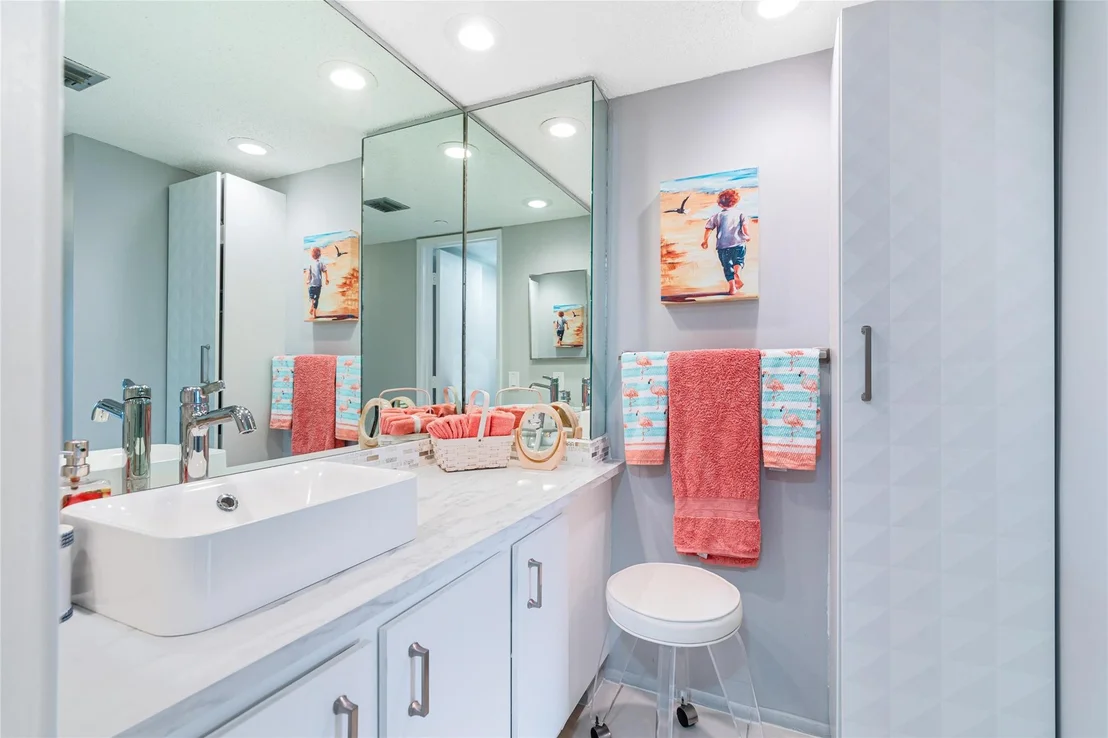 Photo of Unit 310 at 3507 Oaks Way