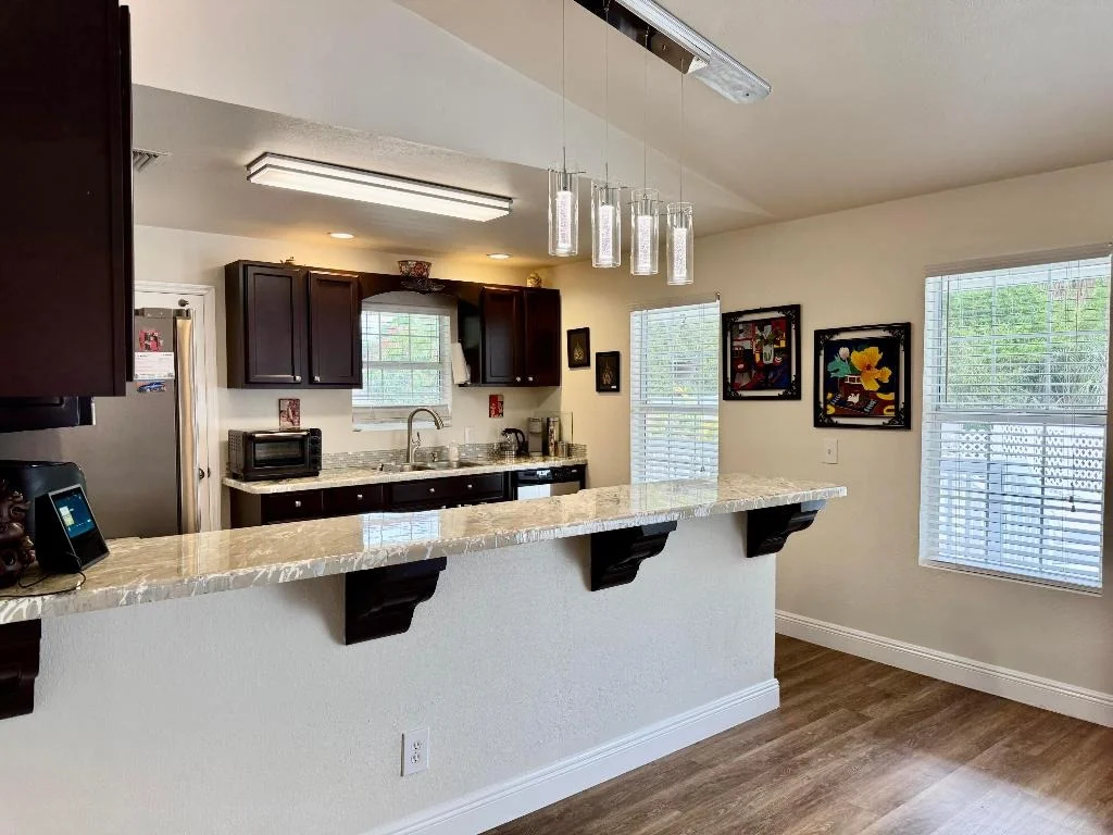 Photo of 2532 NW 33rd Avenue