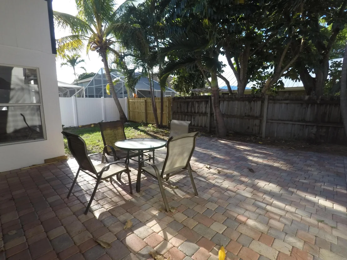 Photo of 6249 Pompano Street