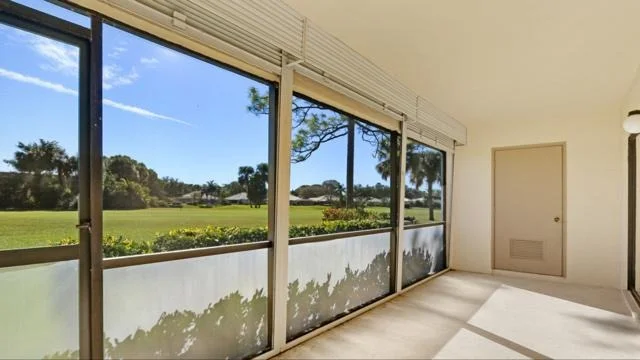 Photo of Unit D at 1001 Pinecrest Circle