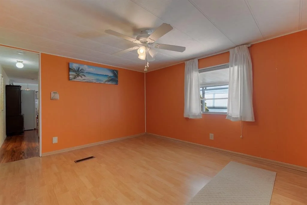 Photo of 7013 Esper Bay