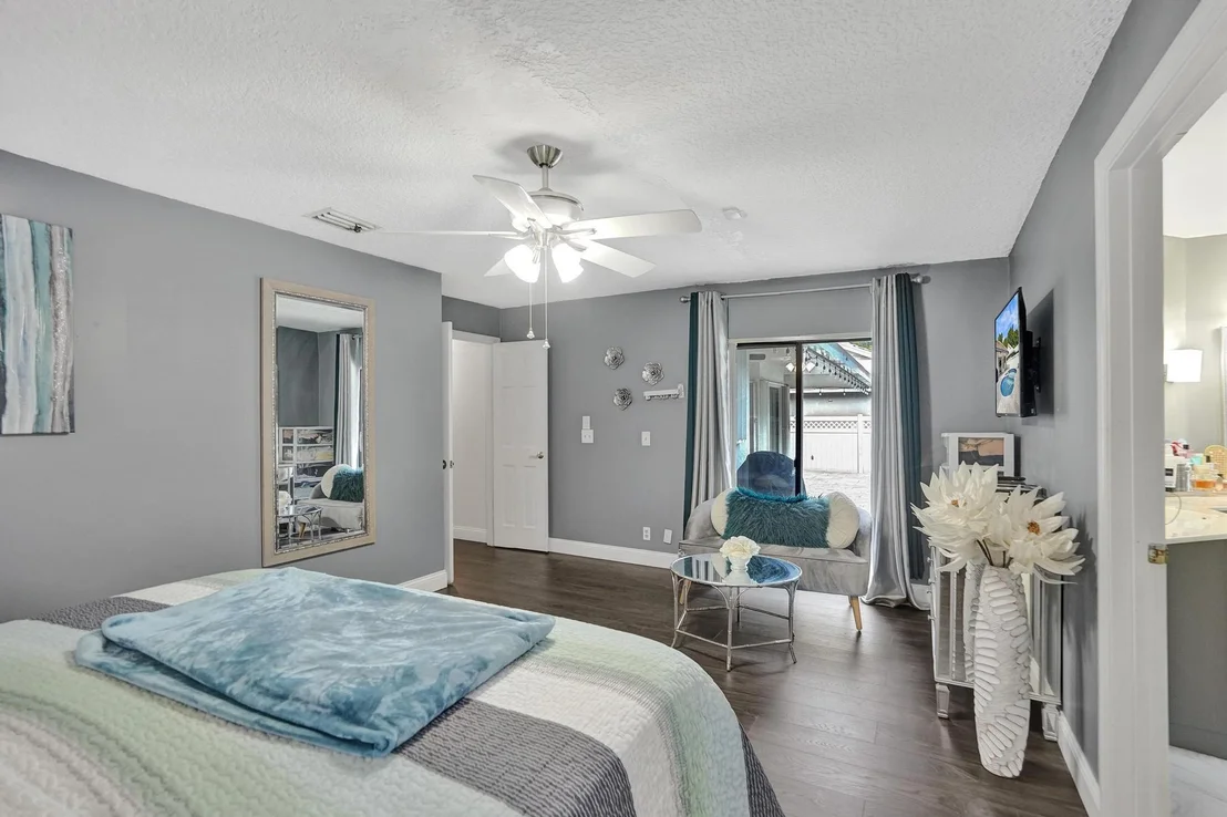 Photo of 3985 NW 73rd Way
