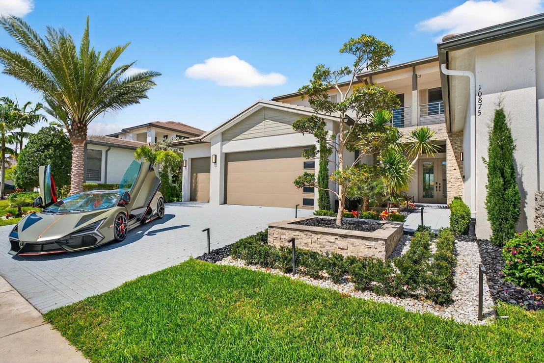 Photo of 10875 Estuary Drive