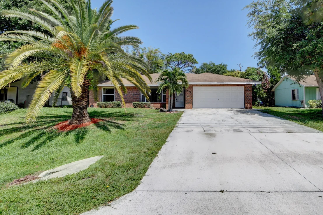 Photo of 5402 Palm Drive