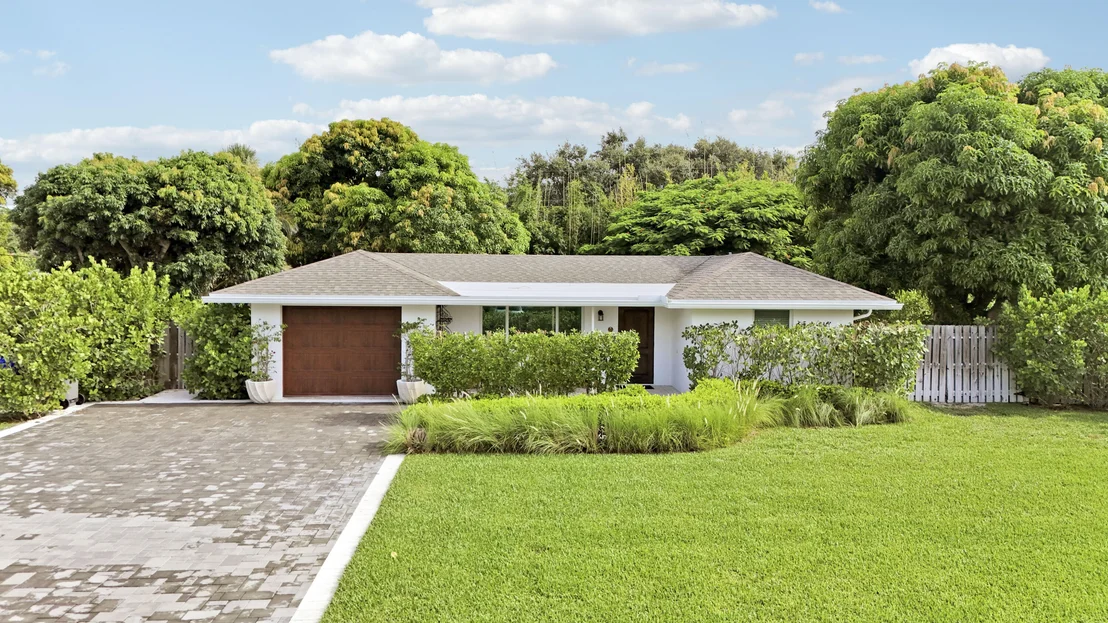 Photo of 2665 Oak Drive