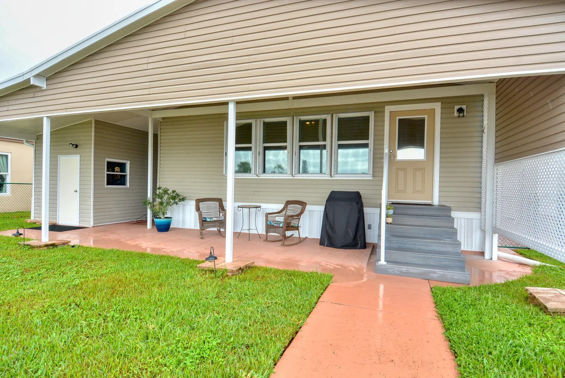 Photo of 4340 SW 15th Way
