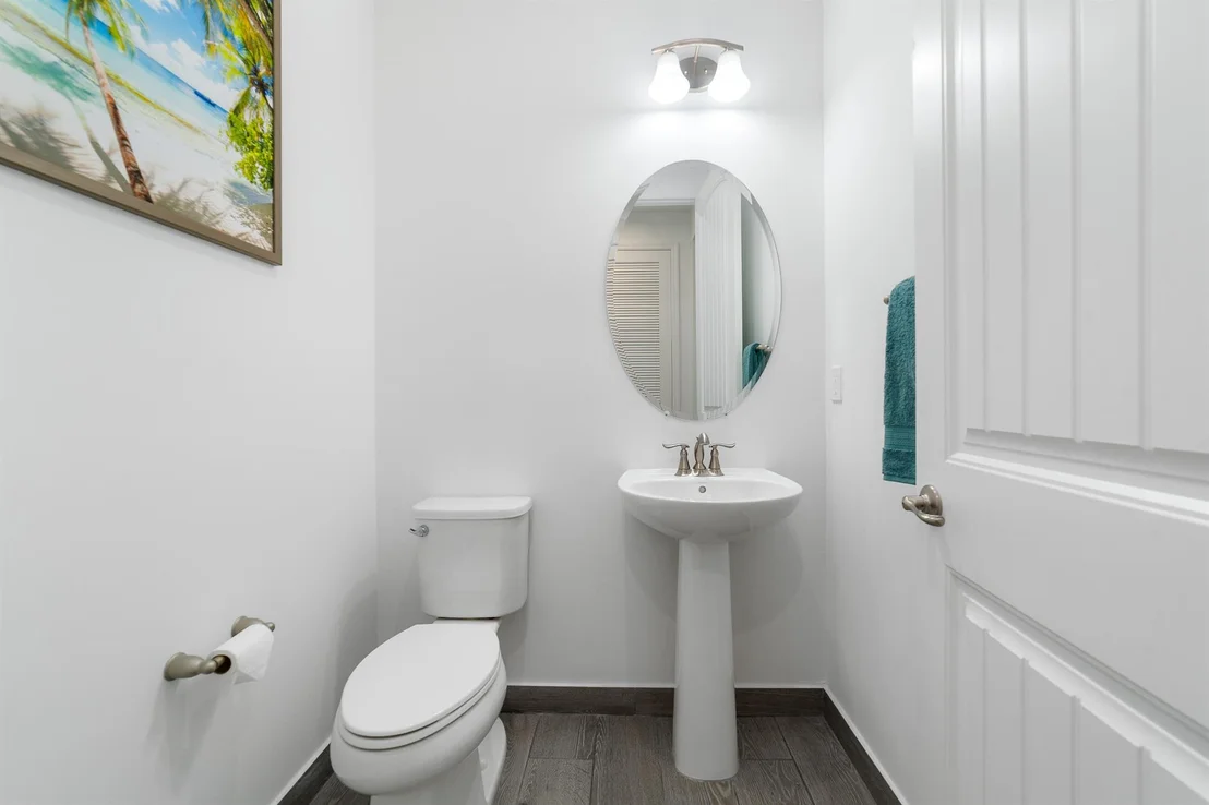 Photo of 6354 Arcadia Sq Square