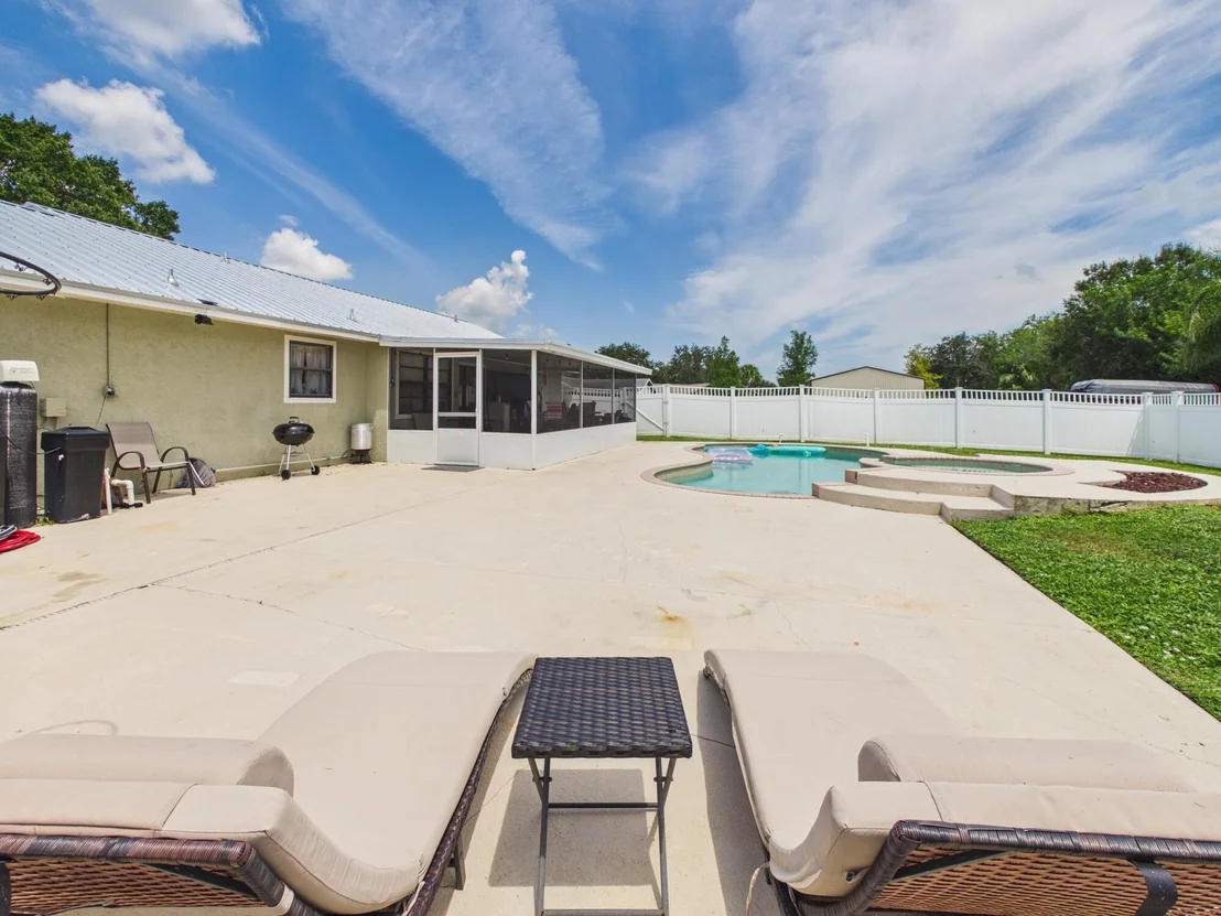 Photo of 1150 SW 85TH Way