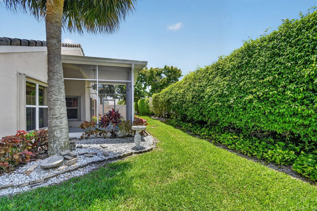 Photo of 8171 Palm Gate Drive